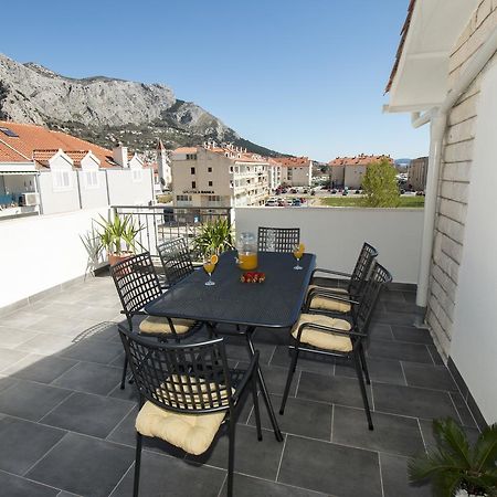 Cherry Omiš Exterior foto